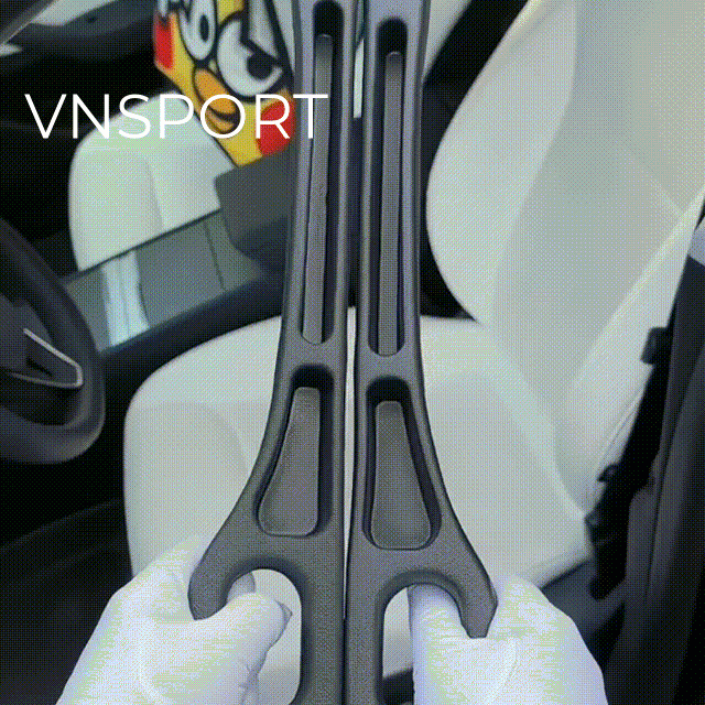 Universal Car Seat Gap Filler Strip – Anti-Drop Pad with Seatbelt Slot